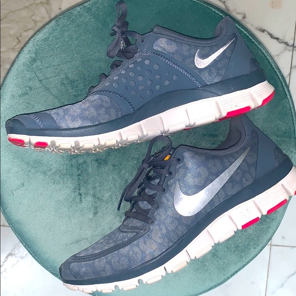 sneakers leopard nike